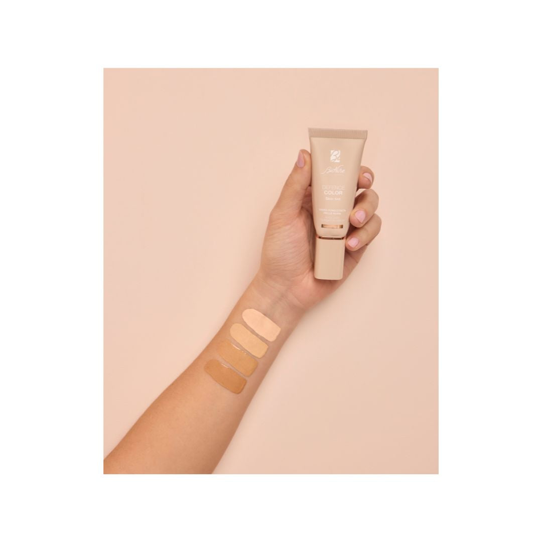 BioNike DEFENCE COLOR SKIN TINT rozjasňovacie a tónovacie sérum, 30 ml