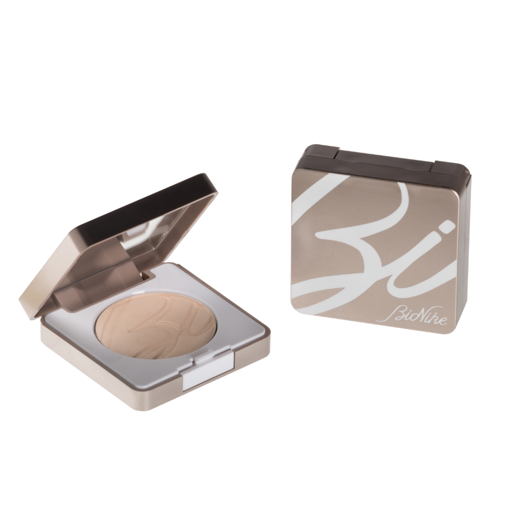 BioNike DEFENCE COLOR SILKY TOUCH Kompaktný očný tieň