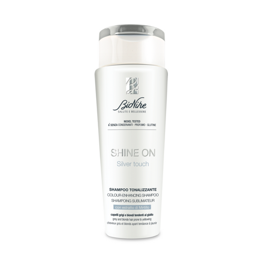 BioNike SHINE ON Šampón na odstránenie žltých tónov s výťažkom z čučoriedky, 200 ml